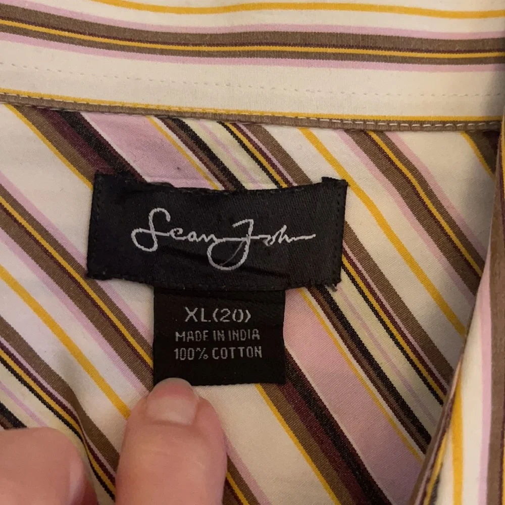 Young Men’s Button Down Shirt (CL)